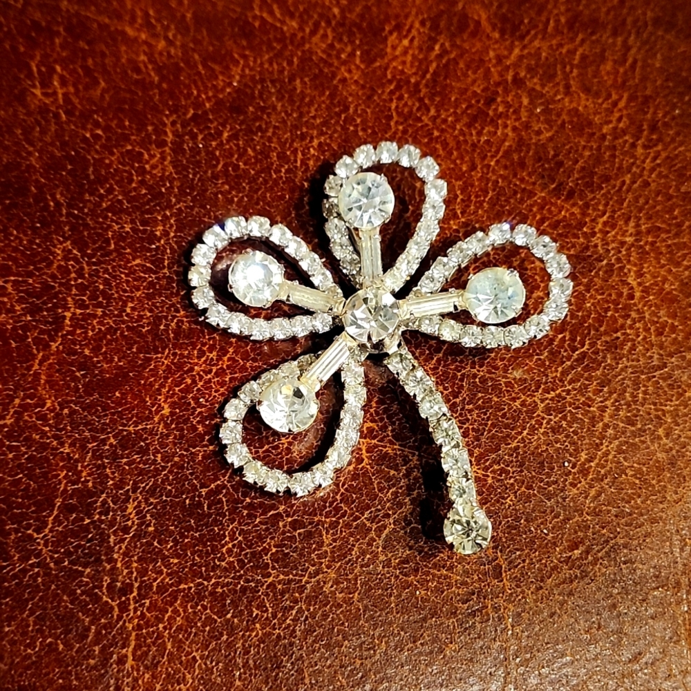 Rhinestone flower pin